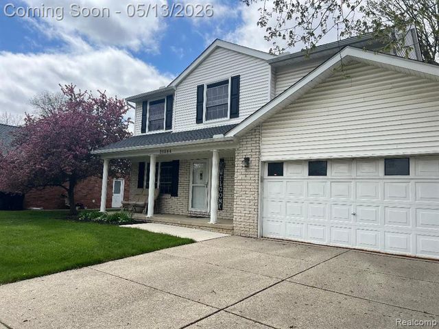 21384 Deerfield Drive, Trenton, MI 48183