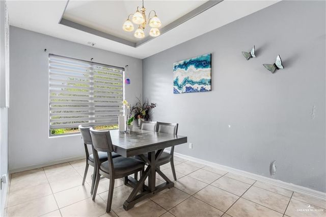 1511 N Santa Fe Street, Alton, TX 78573