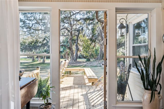 725 Lanier Blvd, Brunswick, GA 31520