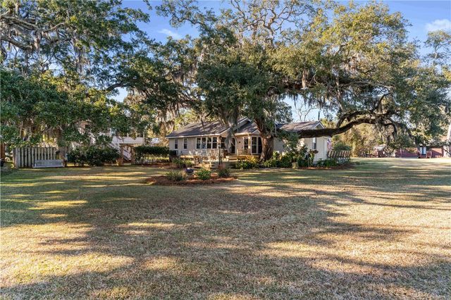 725 Lanier Blvd, Brunswick, GA 31520