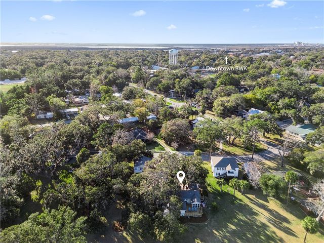 725 Lanier Blvd, Brunswick, GA 31520