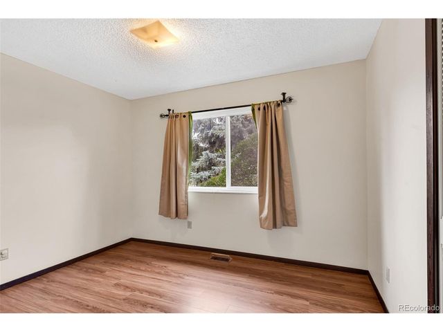 231 Turner Dr, Canon City, CO 81212
