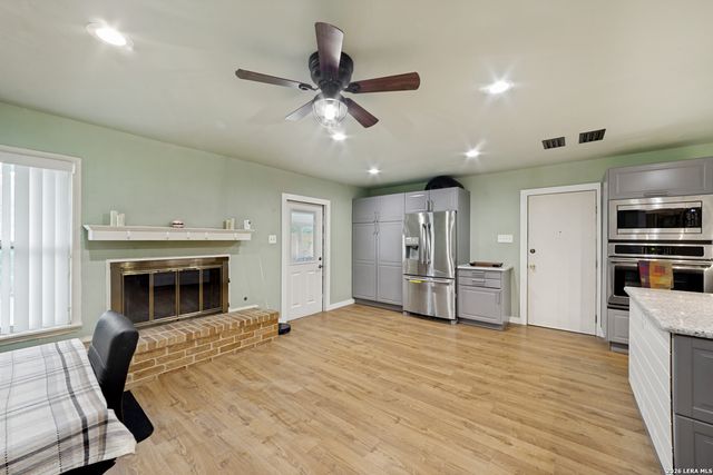 6534 Hoofs, San Antonio, TX 78240
