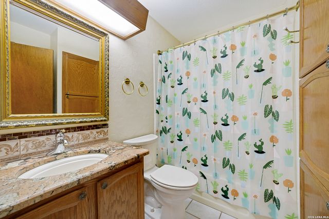 6534 Hoofs, San Antonio, TX 78240
