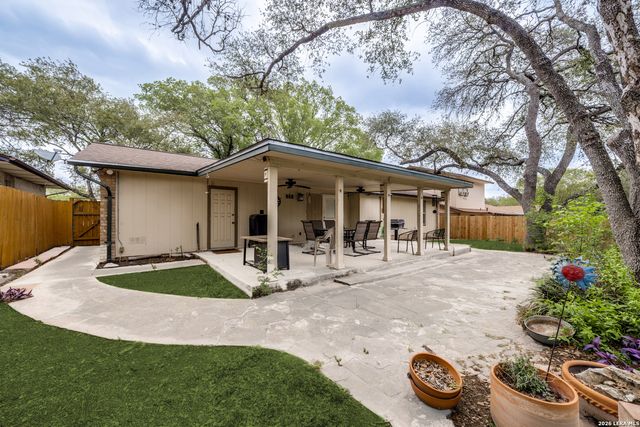 6534 Hoofs, San Antonio, TX 78240