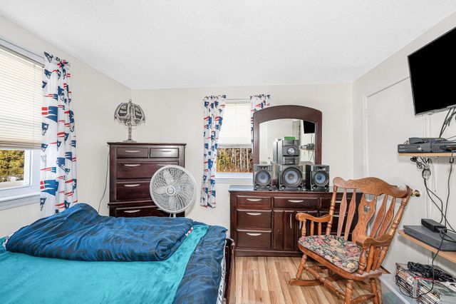 33 iris Drive, Merrimack, NH 03054