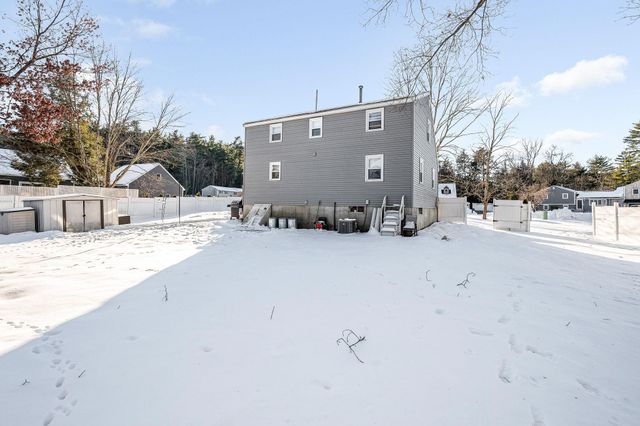 33 iris Drive, Merrimack, NH 03054