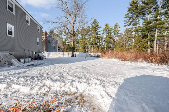 33 iris Drive, Merrimack, NH 03054