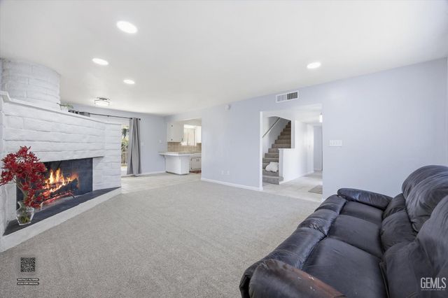 4205 Coronado Avenue, Bakersfield, CA 93306