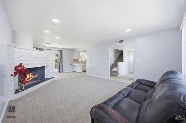 4205 Coronado Avenue, Bakersfield, CA 93306