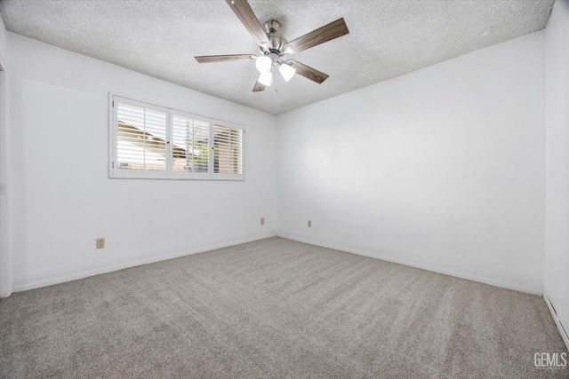 4205 Coronado Avenue, Bakersfield, CA 93306