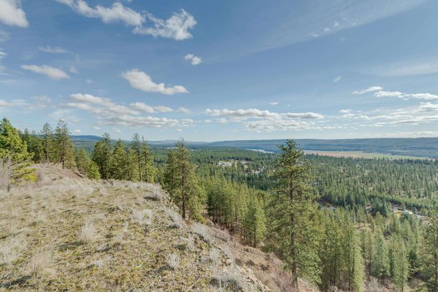 6XXX Pine Ridge Dr, Nine Mile Falls, WA 99026