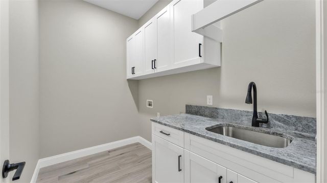 6827 LAKELAND HIGHLANDS ROAD, Lakeland, FL 33813