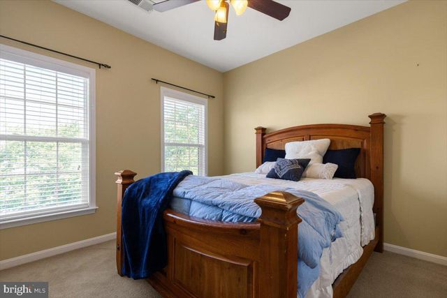 921 KENNEDY DR, Winchester, VA 22601