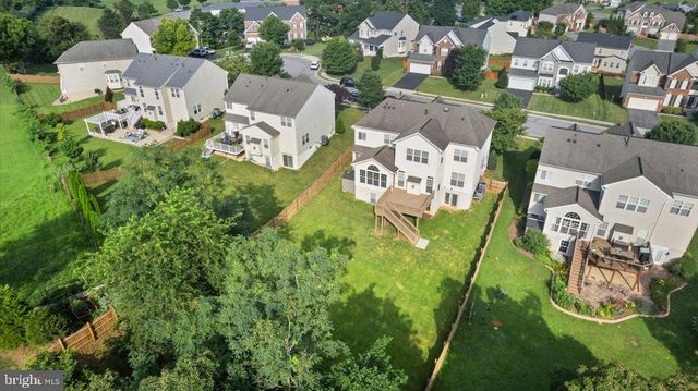 921 KENNEDY DR, Winchester, VA 22601