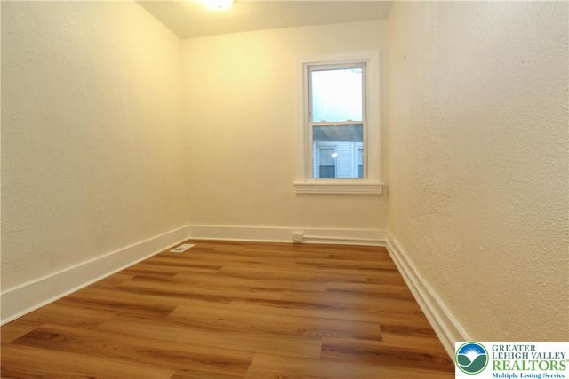 109 West Saint Joseph Street, Easton, PA 18042