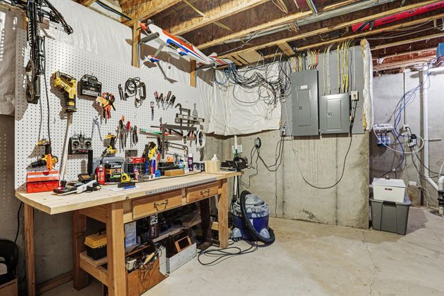 9590 Ward Road, Plain City, OH 43064