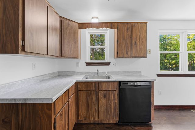 31R Juniper Road, Derry, NH 03038