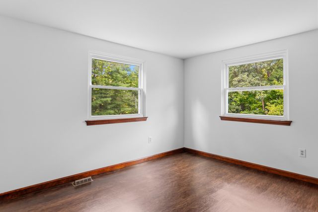31R Juniper Road, Derry, NH 03038