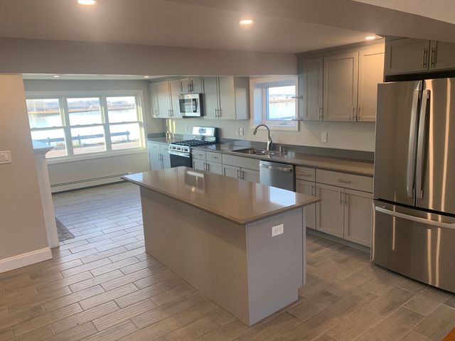 123-125 Mills Ave, Revere, MA 02151