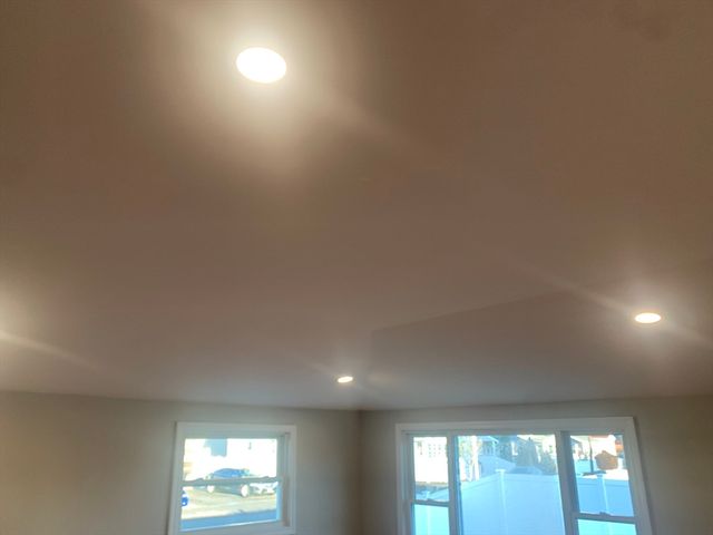 123-125 Mills Ave, Revere, MA 02151