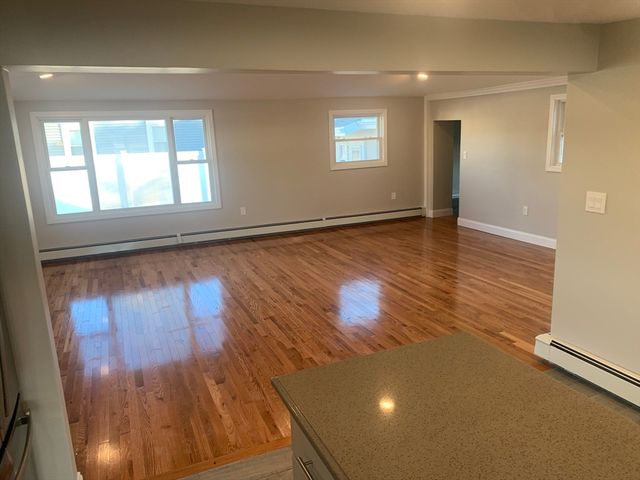 123-125 Mills Ave, Revere, MA 02151
