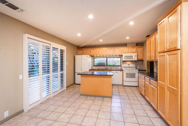 6067 In Ct, Citrus Heights, CA 95610