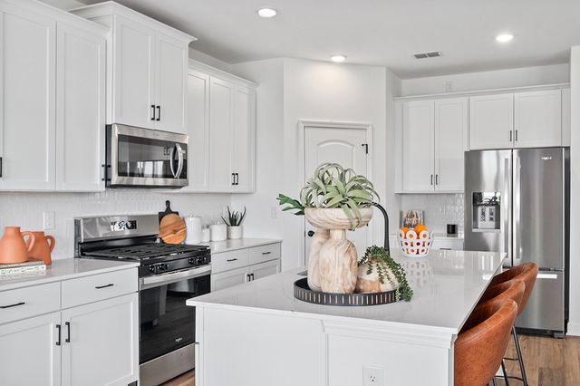 800 Molly Lane, Mount Juliet, TN 37122