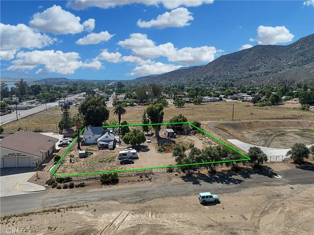 33040 Maiden, Lake Elsinore, CA 92530