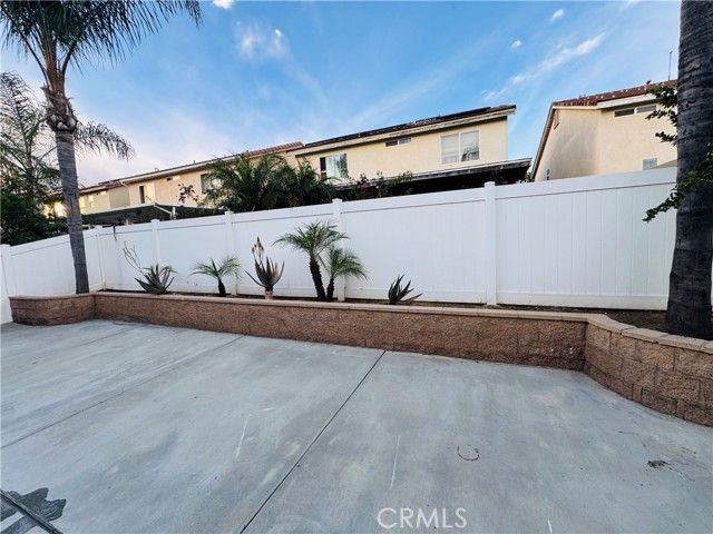 356 Camino De La Luna, Perris, CA 92571