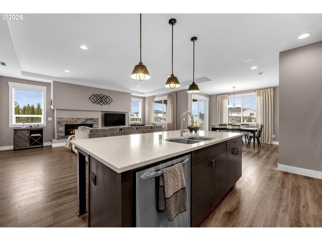 1601 S 46TH Pl, Ridgefield, WA 98642