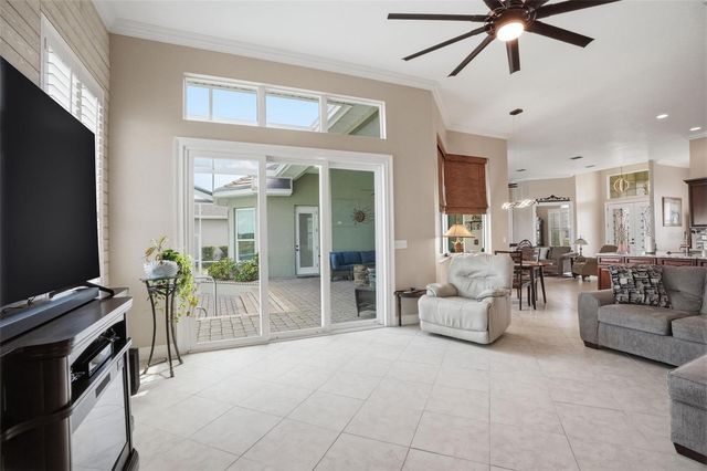 9203 LAKE CYPRESS LOOP, Weeki Wachee, FL 34613