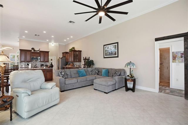 9203 LAKE CYPRESS LOOP, Weeki Wachee, FL 34613