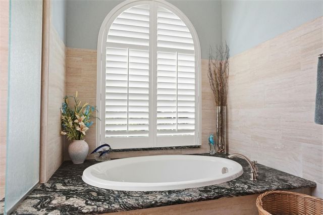 9203 LAKE CYPRESS LOOP, Weeki Wachee, FL 34613