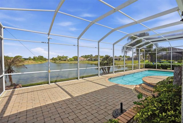 9203 LAKE CYPRESS LOOP, Weeki Wachee, FL 34613