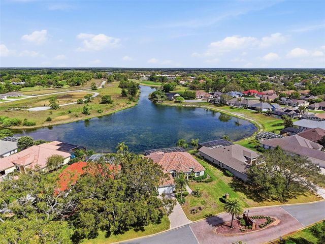 9203 LAKE CYPRESS LOOP, Weeki Wachee, FL 34613