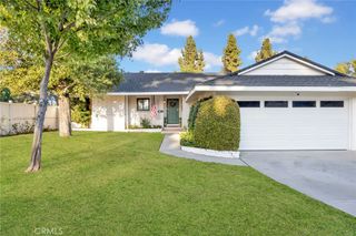 9054 Darby Avenue, Northridge, CA 91325