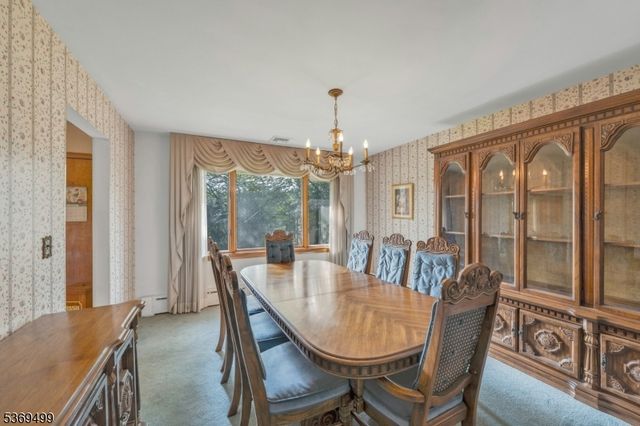 581 Mazur, Paramus Boro, NJ 07652