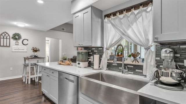 130 BERGEN CIRCLE, Auburndale, FL 33823