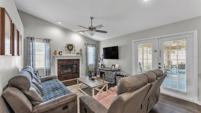 130 BERGEN CIRCLE, Auburndale, FL 33823