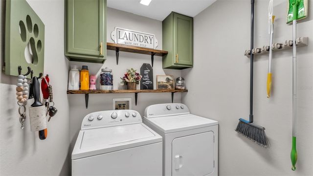 130 BERGEN CIRCLE, Auburndale, FL 33823