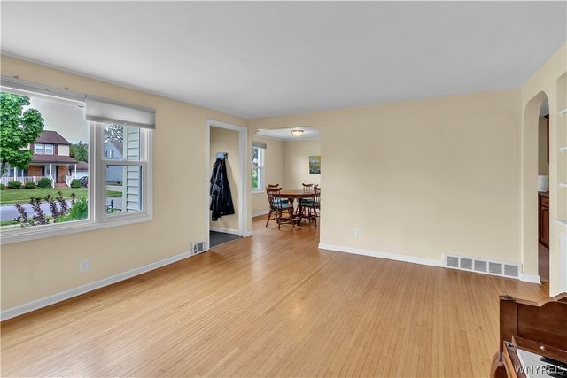 258 Dexter Terrace, Tonawanda, NY 14150