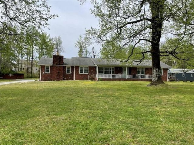 3633 Loganville Highway, Loganville, GA 30052