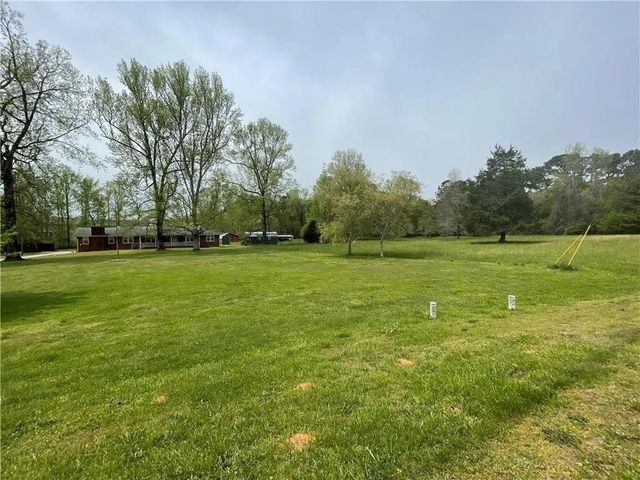 3633 Loganville Highway, Loganville, GA 30052