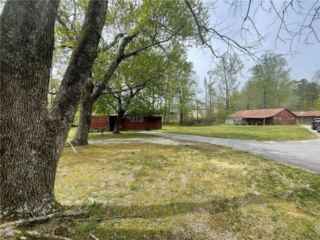 3633 Loganville Highway, Loganville, GA 30052