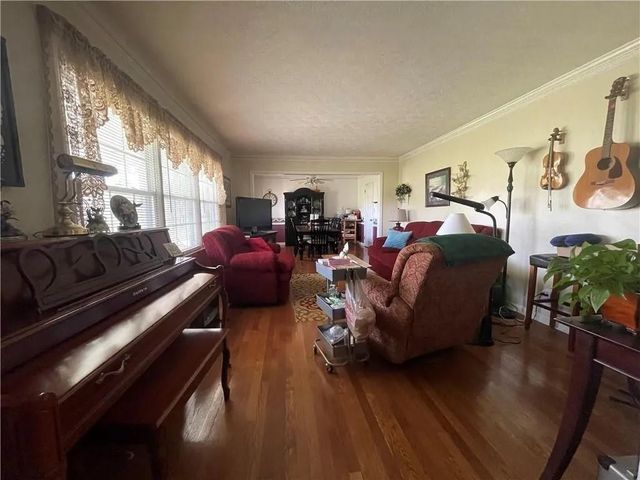 3633 Loganville Highway, Loganville, GA 30052