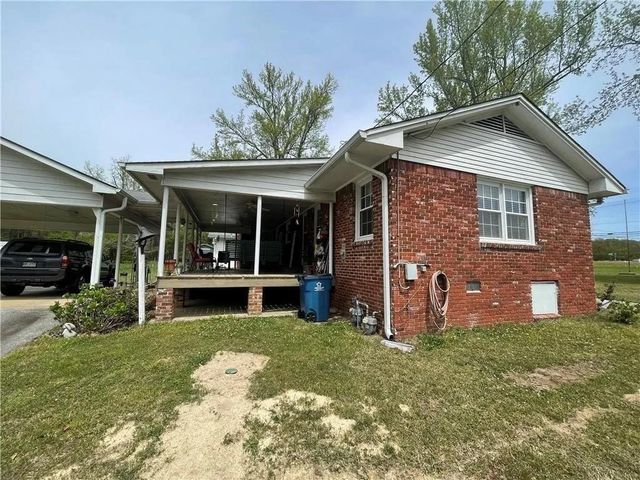 3633 Loganville Highway, Loganville, GA 30052