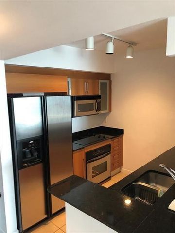 325 S Biscayne Boulevard 3224, Miami, FL 33131