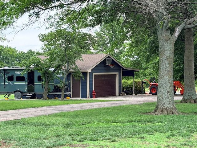 35352 W 146th Street, Gardner, KS 66030