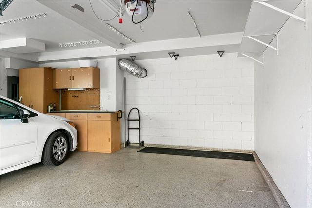 207 La Jolla, Newport Beach, CA 92663